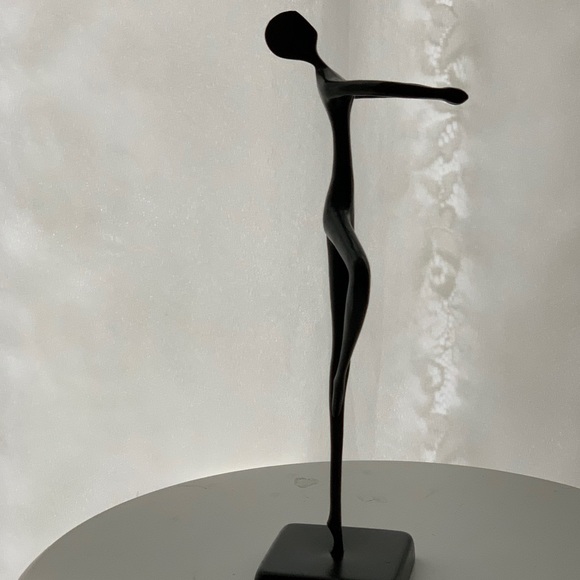 Bronze statues